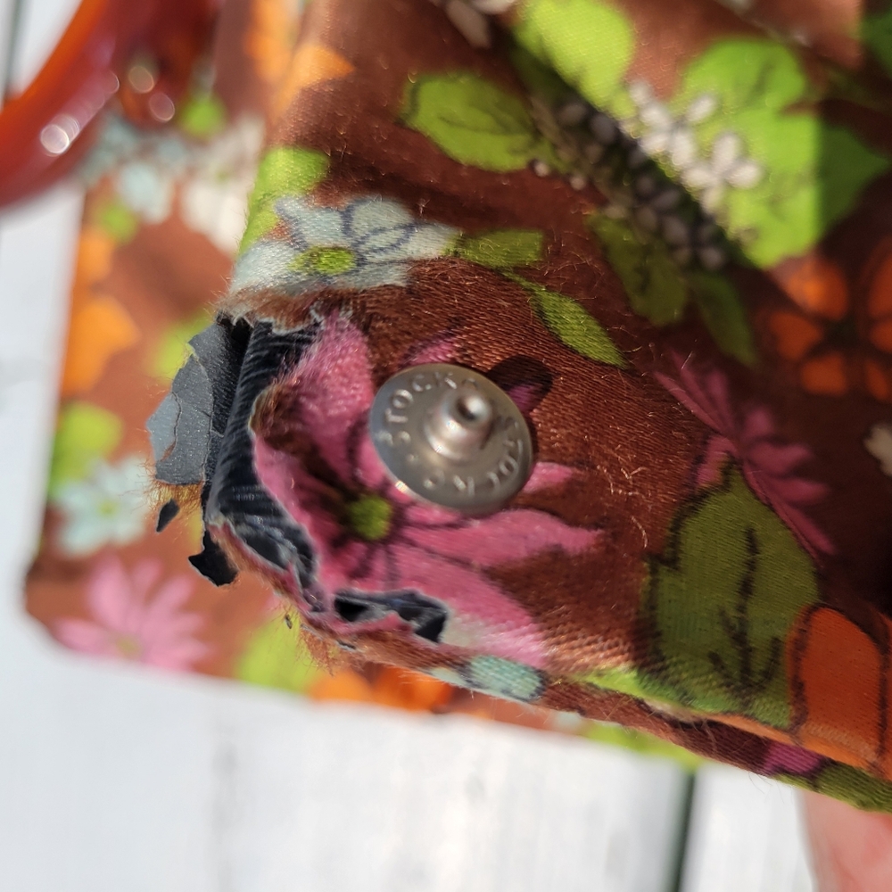 Vintage Lady's Pride Folding Floral Tote ~ Mod 1960s ~ Lucite Handles ~ Flawed - Picture 13 of 16